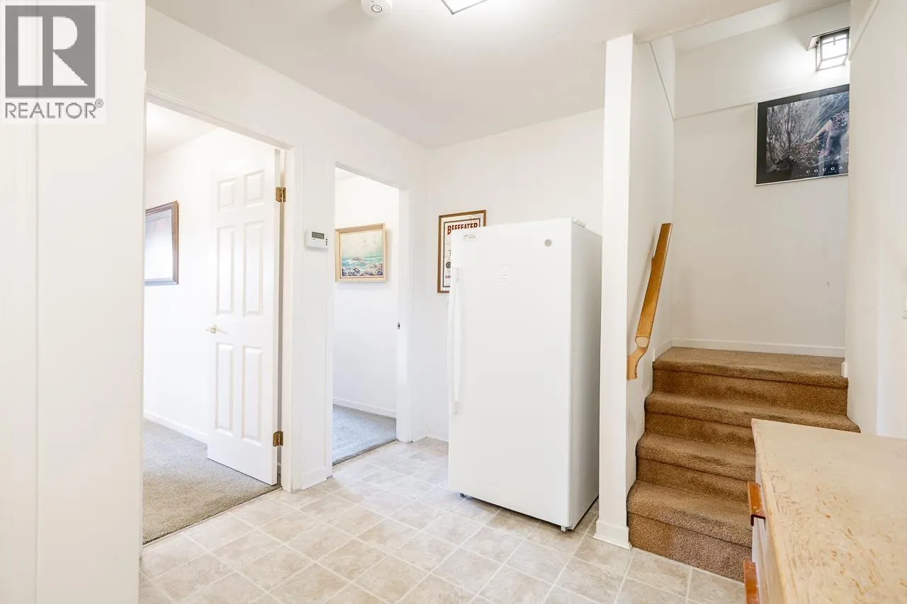 33 323 GOVERNORS COURT