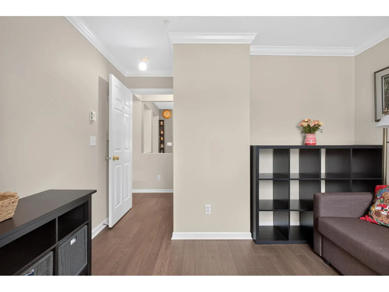 208 15155 22 AVENUE