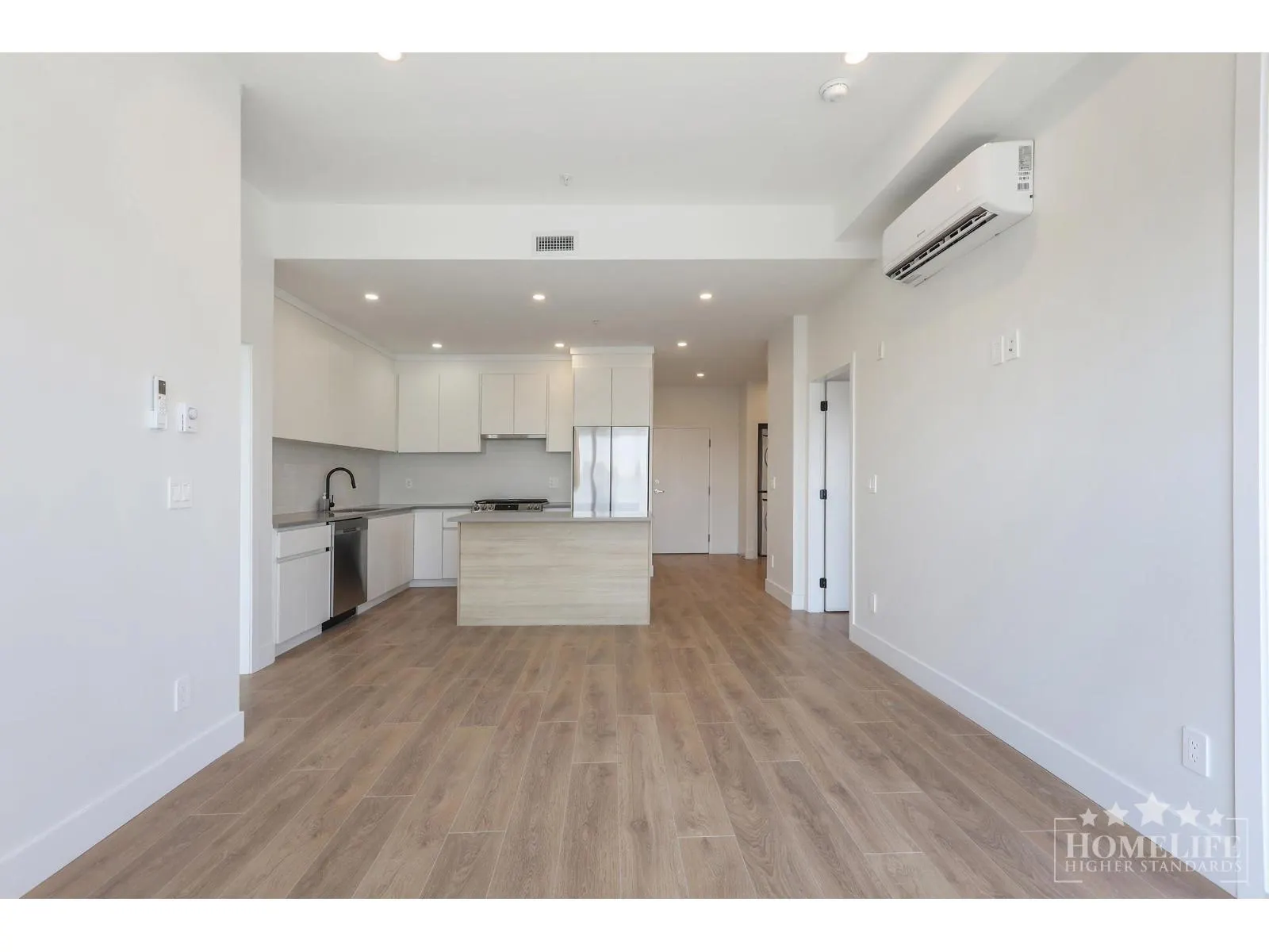 403 8496 120 STREET