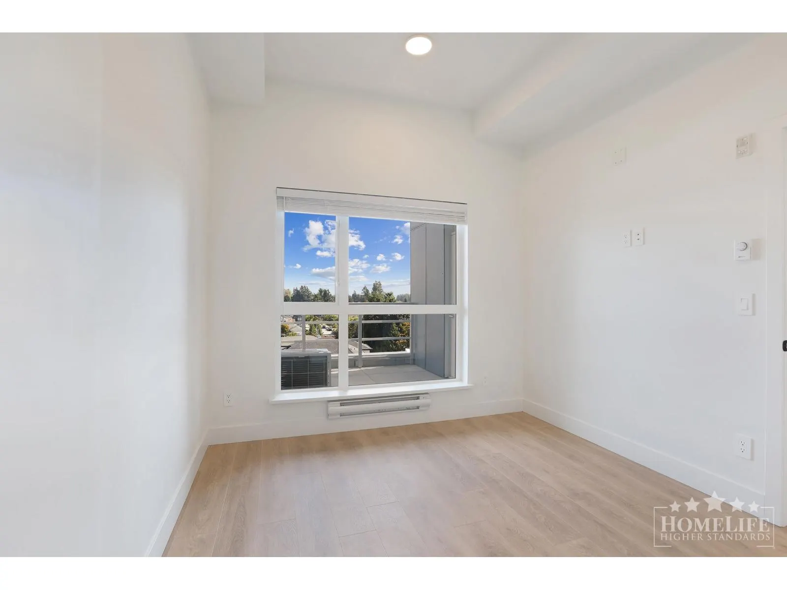 403 8496 120 STREET