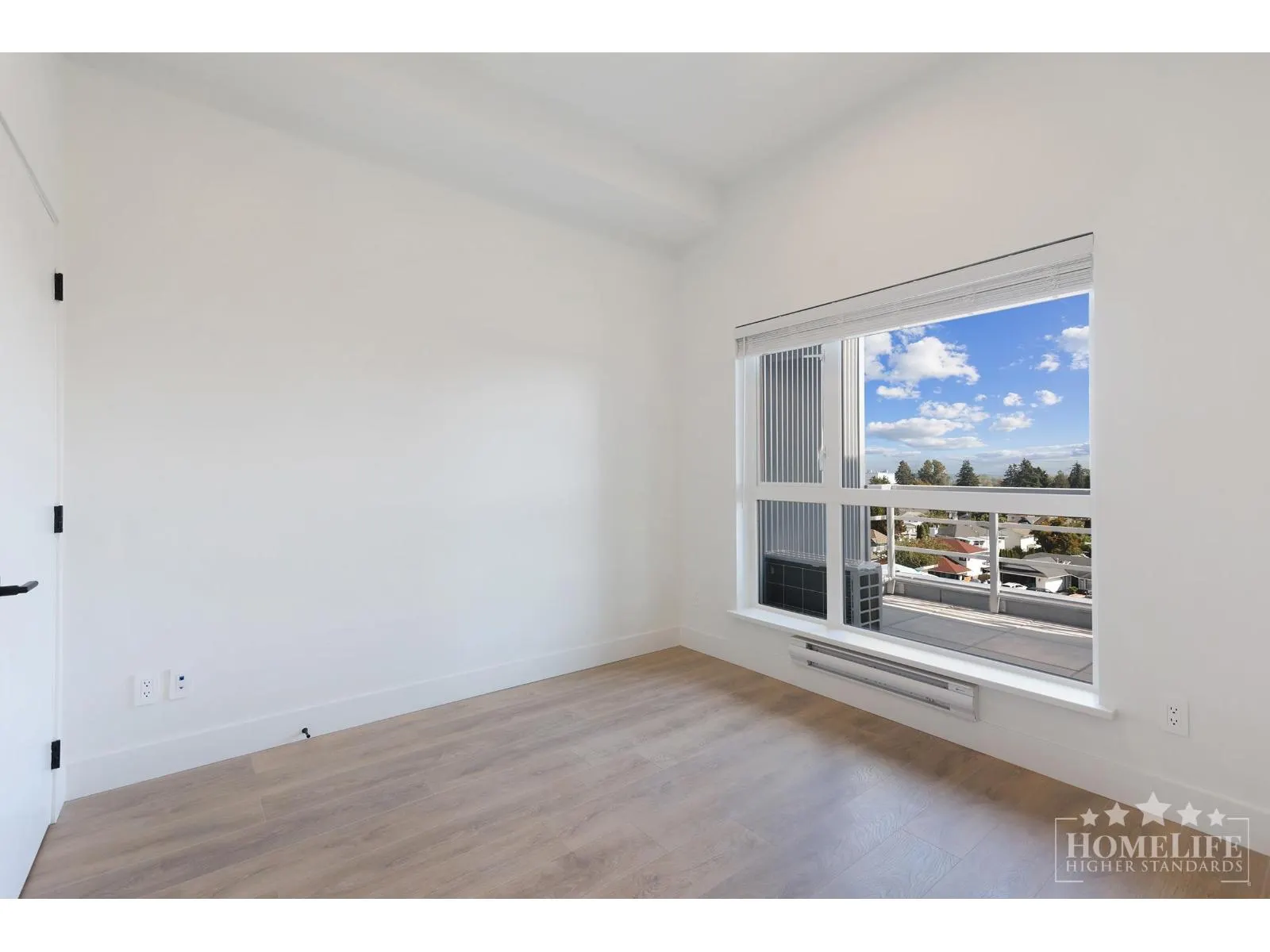 403 8496 120 STREET
