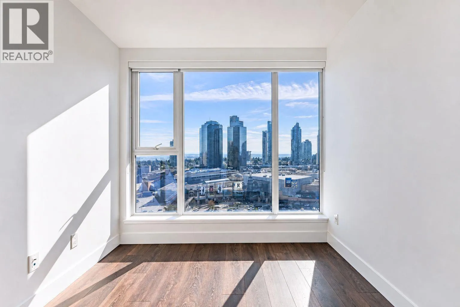 1902 4711 HAZEL STREET