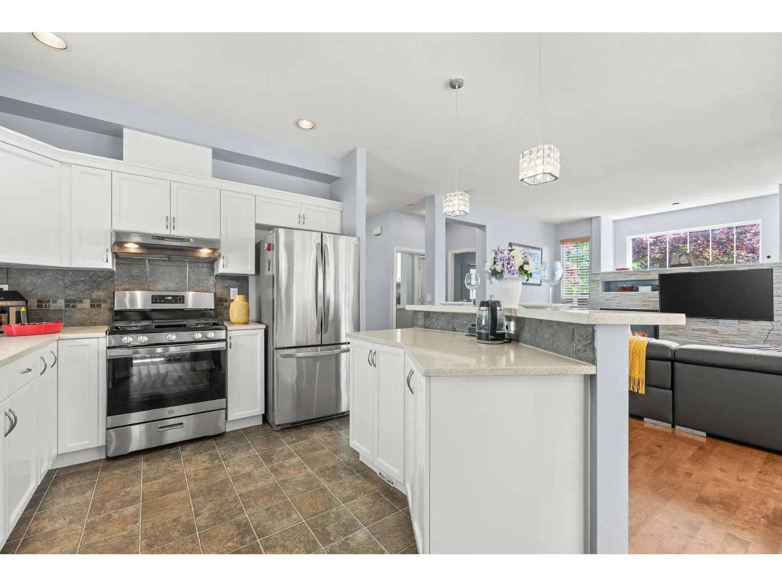 3307 ROSEMARY HEIGHTS CRESCENT