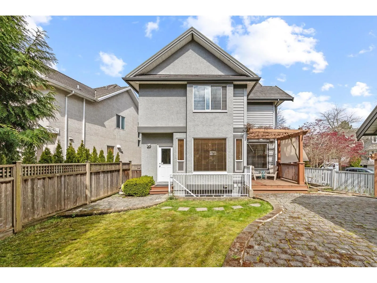 3307 ROSEMARY HEIGHTS CRESCENT