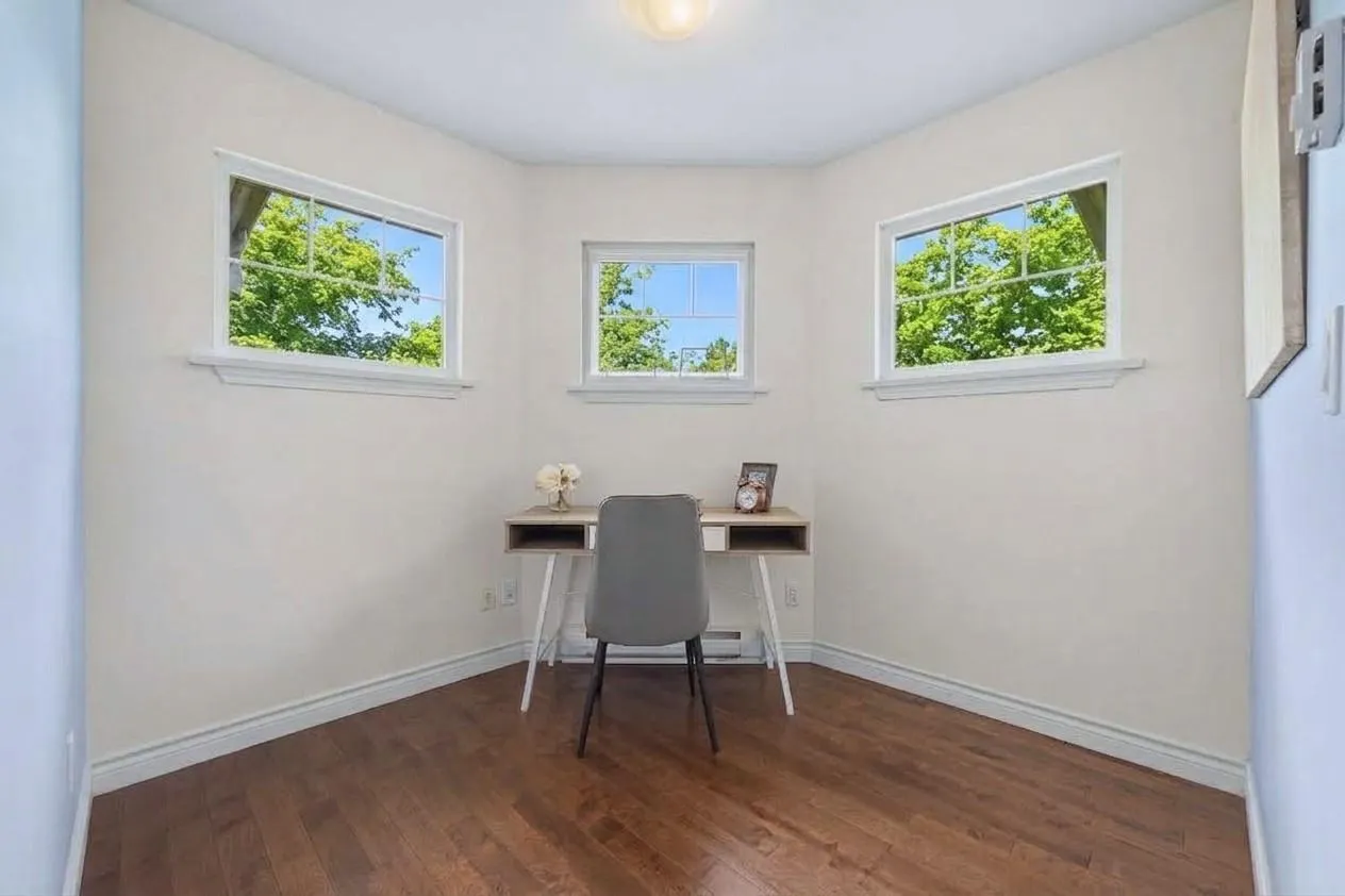 3307 ROSEMARY HEIGHTS CRESCENT