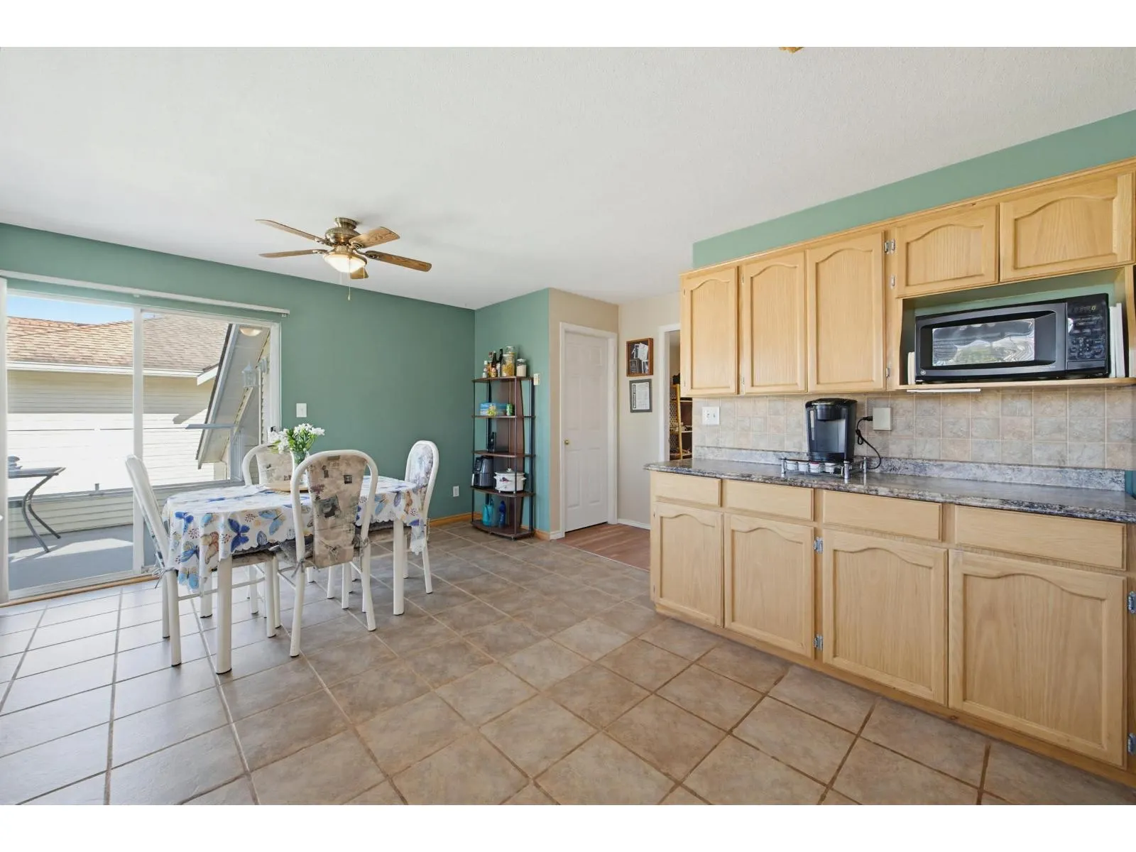 38 31255 UPPER MACLURE ROAD