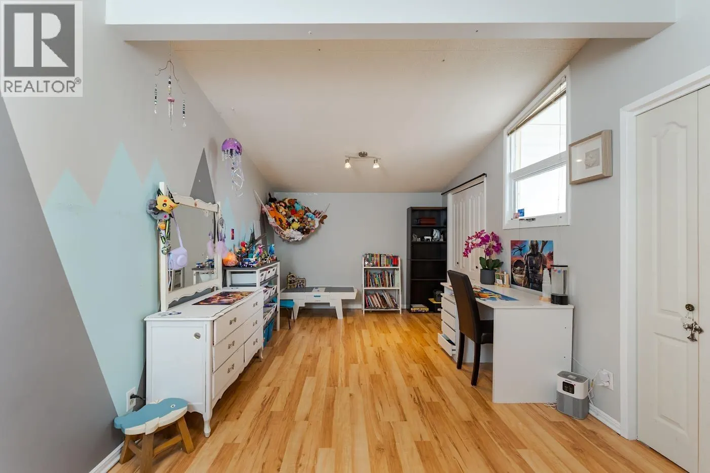 181 GORDON CRESCENT