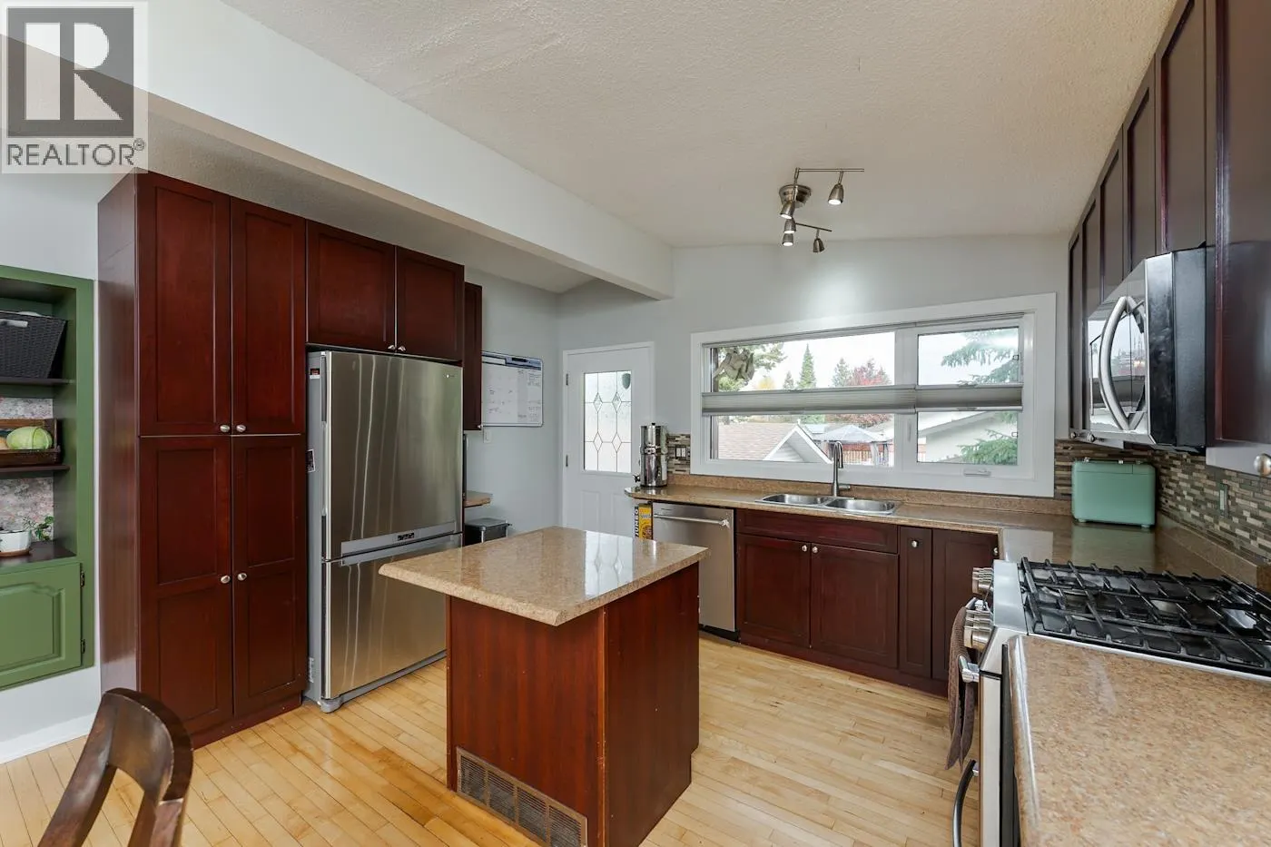 181 GORDON CRESCENT