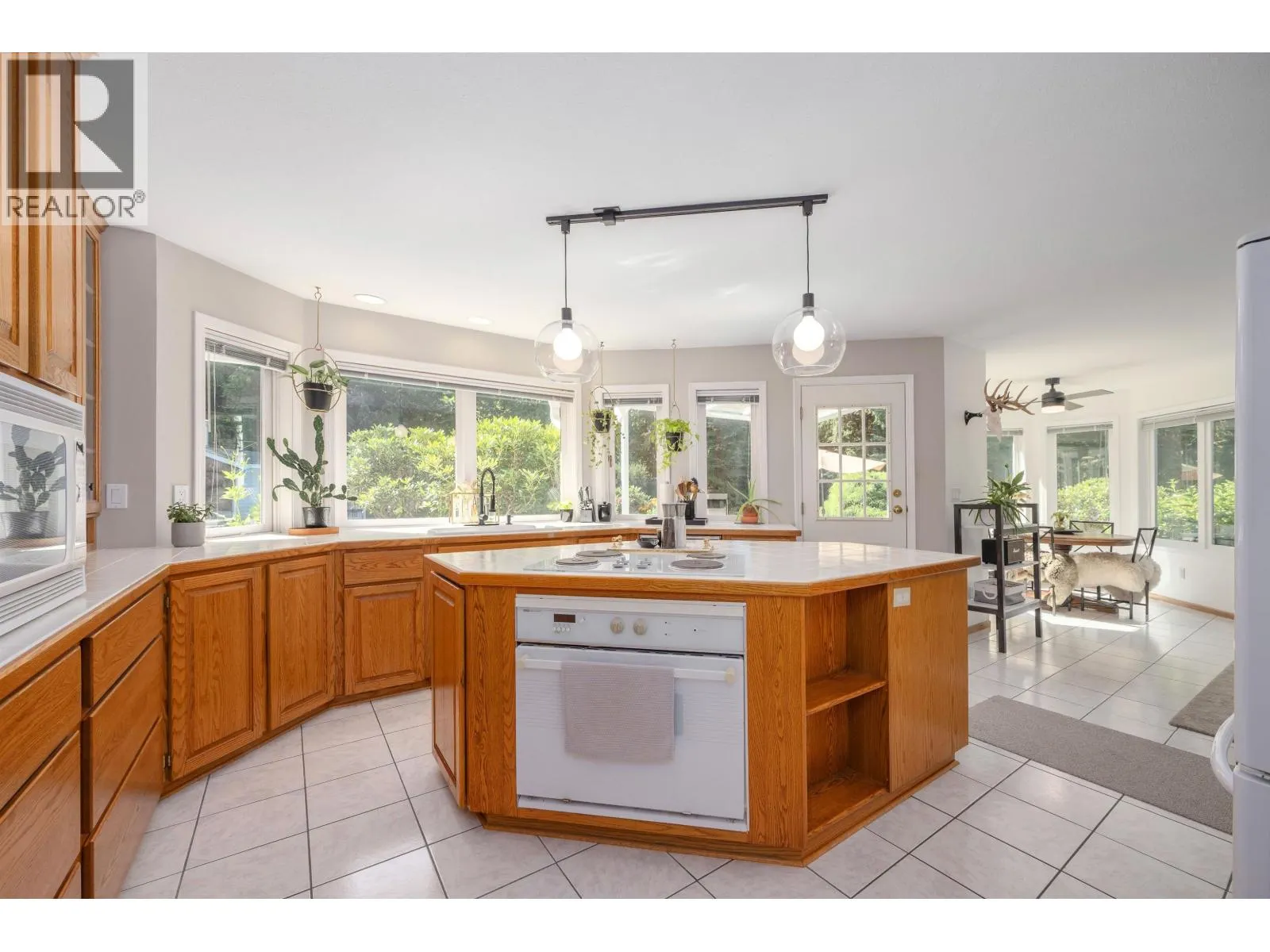 26070 116 AVENUE