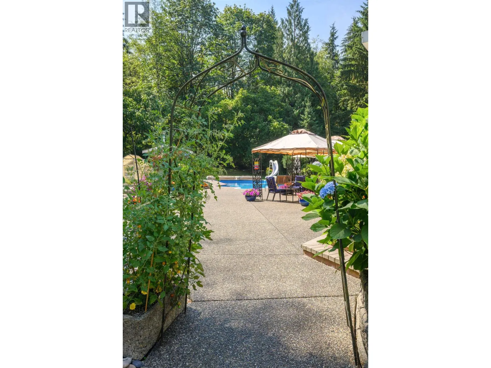 26070 116 AVENUE