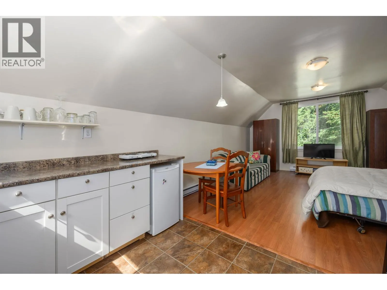 26070 116 AVENUE
