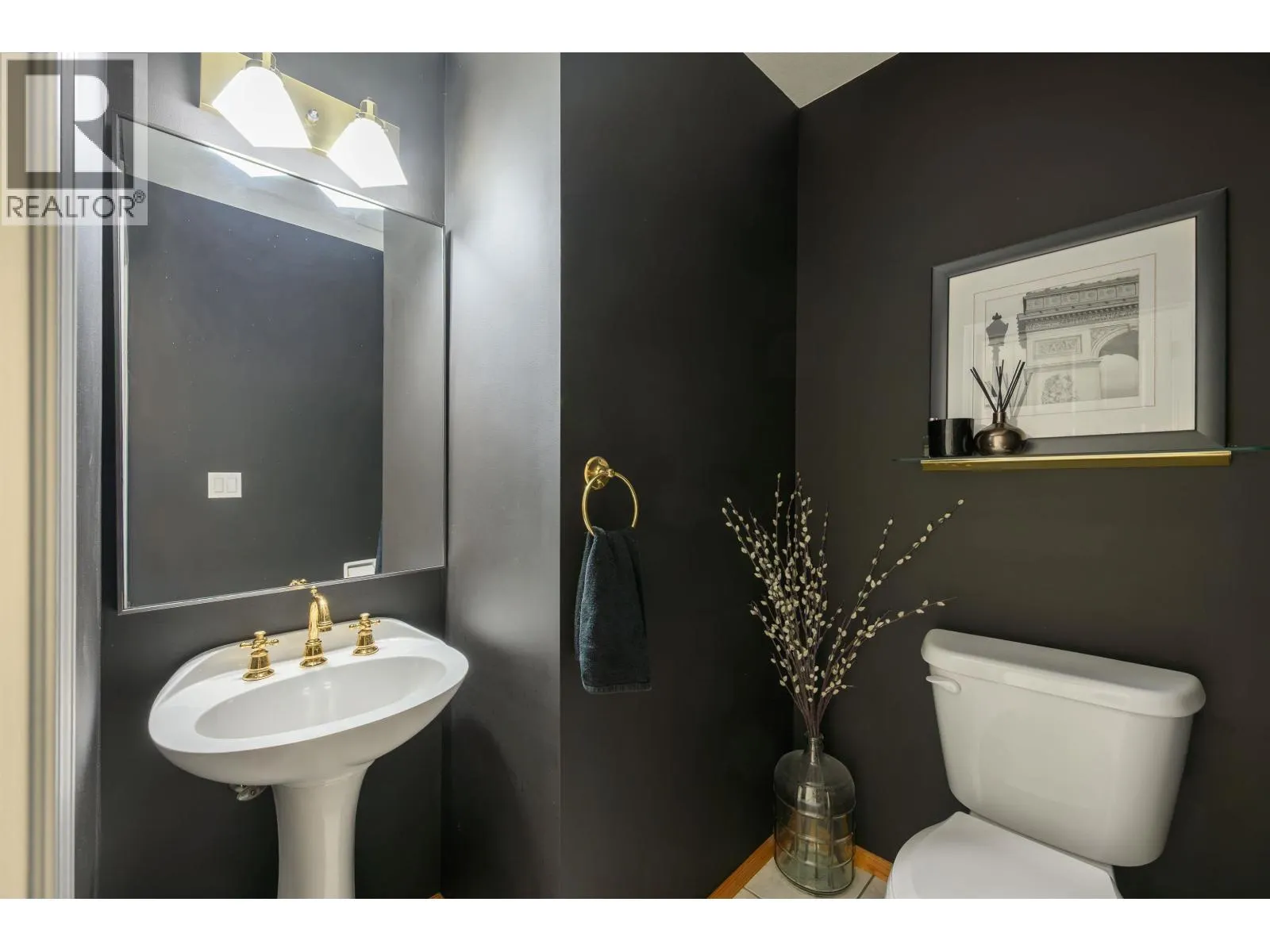 26070 116 AVENUE