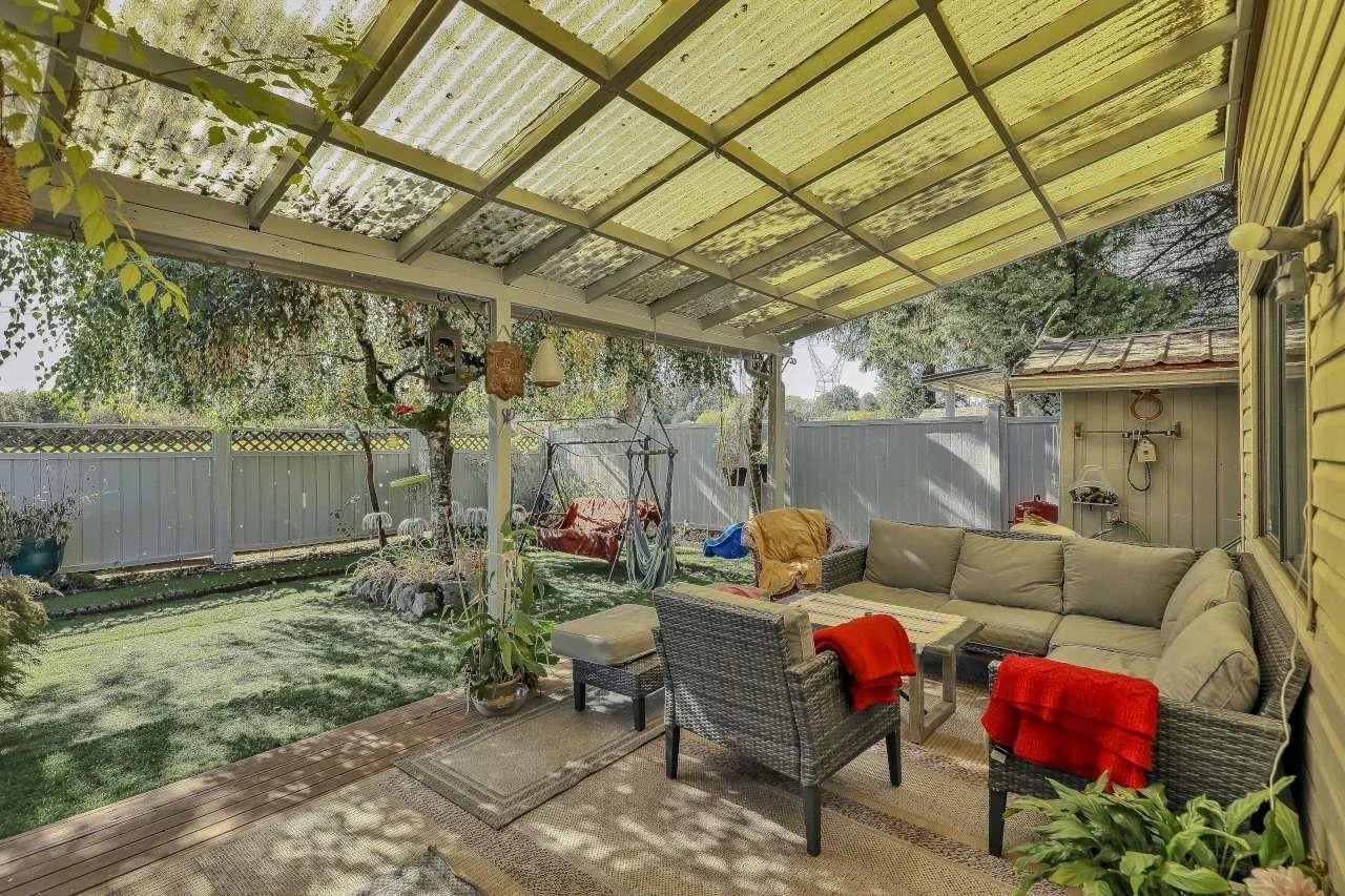 43 8555 KING GEORGE BOULEVARD