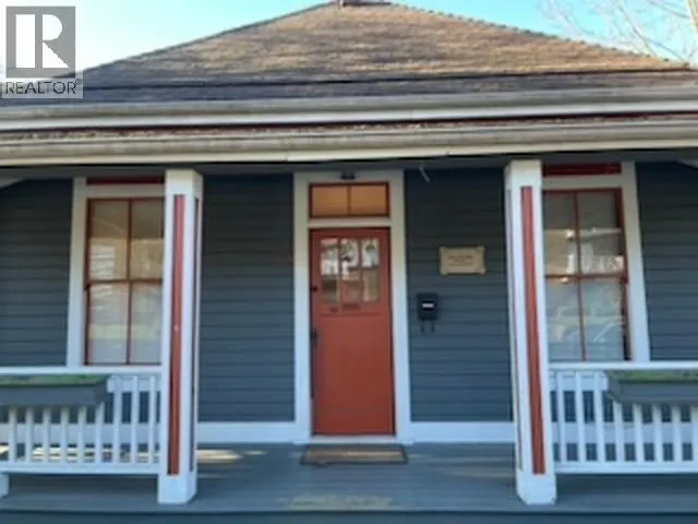 324 TENTH STREET