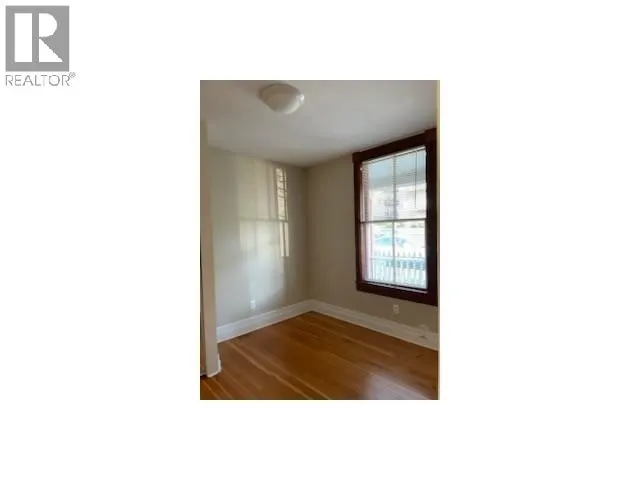 324 TENTH STREET