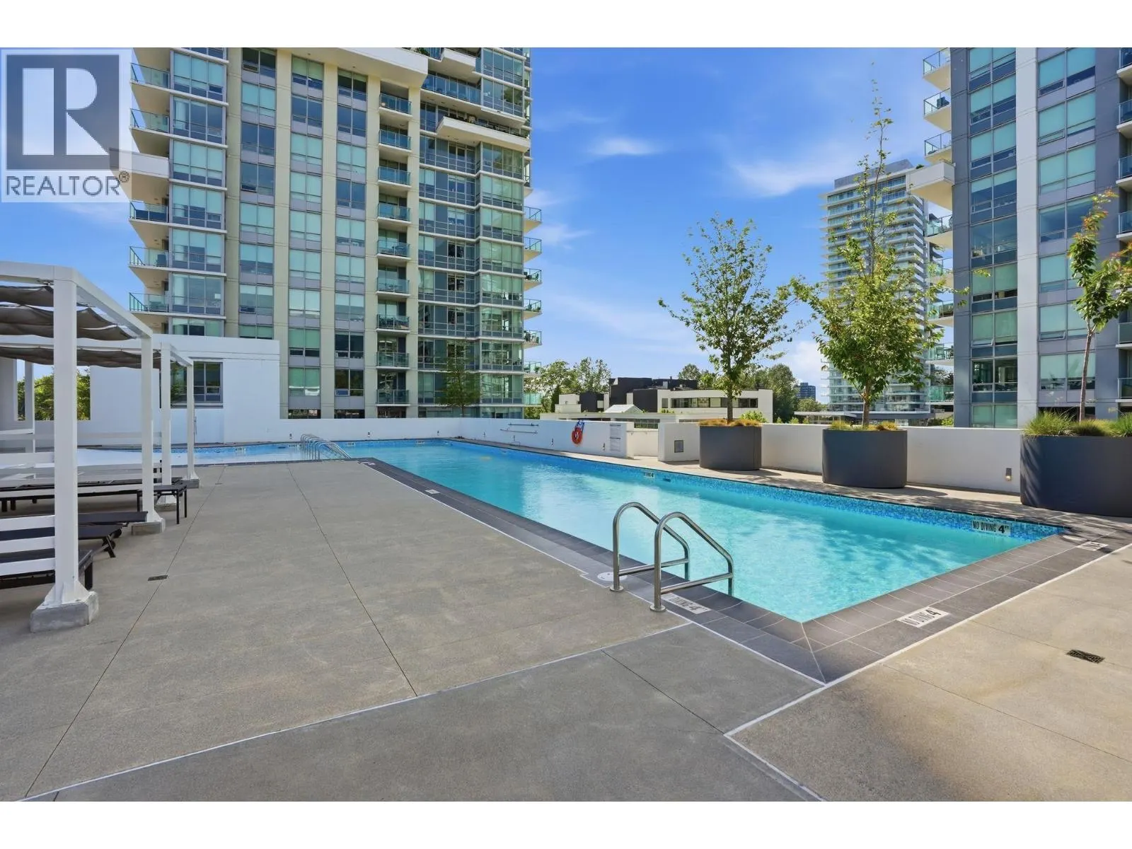 1904 1632 LIONS GATE LANE