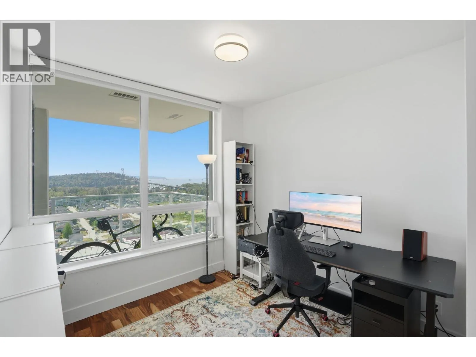 1904 1632 LIONS GATE LANE