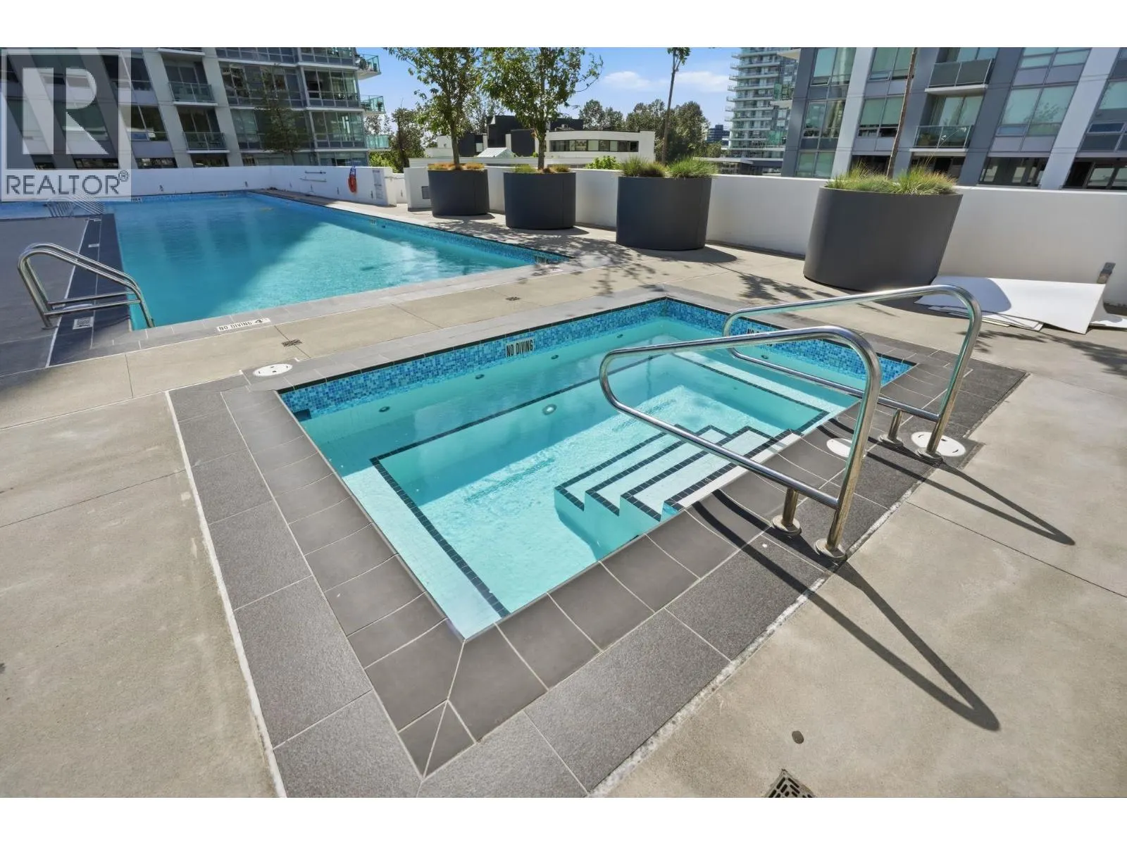 1904 1632 LIONS GATE LANE