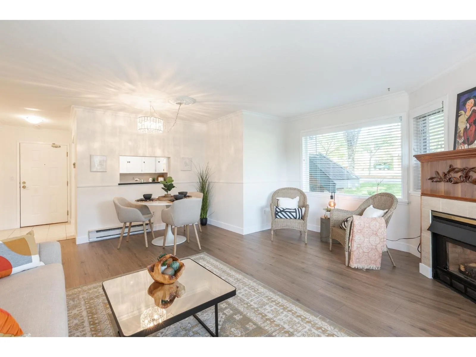107 13965 16 AVENUE