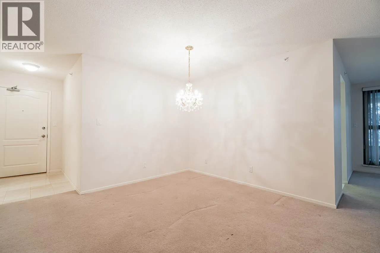 203 6622 SOUTHOAKS CRESCENT