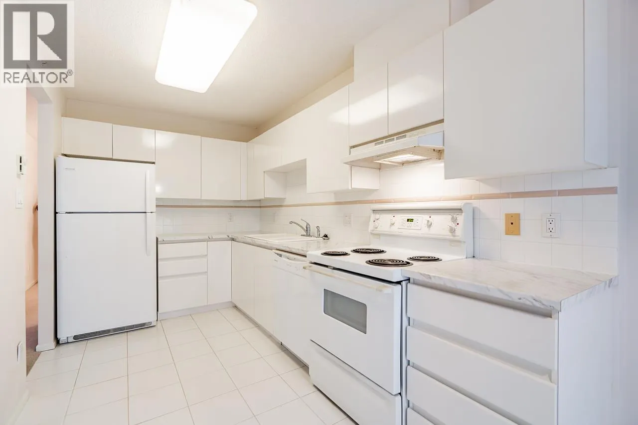 203 6622 SOUTHOAKS CRESCENT
