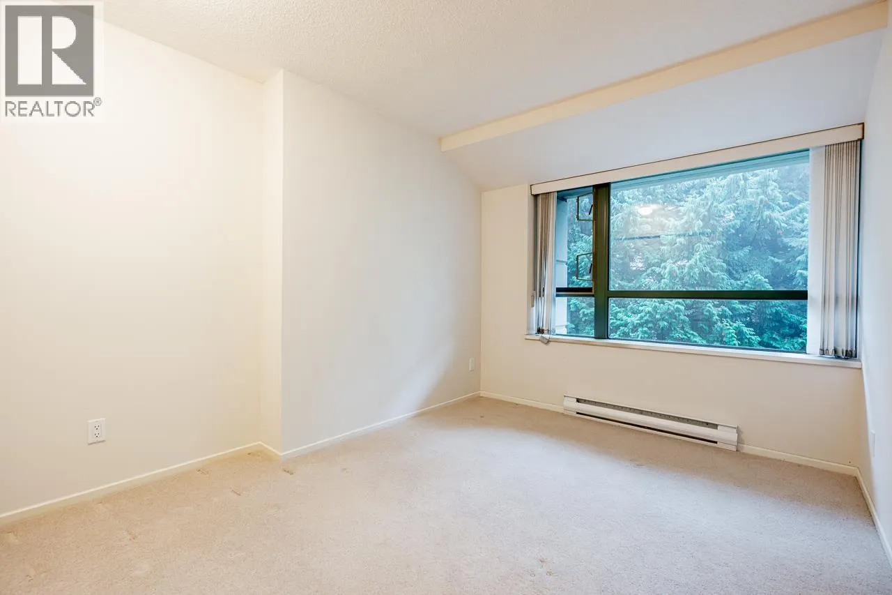 203 6622 SOUTHOAKS CRESCENT