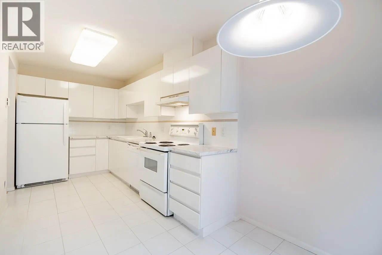 203 6622 SOUTHOAKS CRESCENT