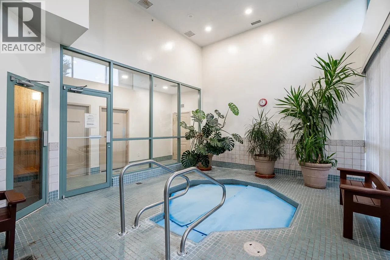 203 6622 SOUTHOAKS CRESCENT