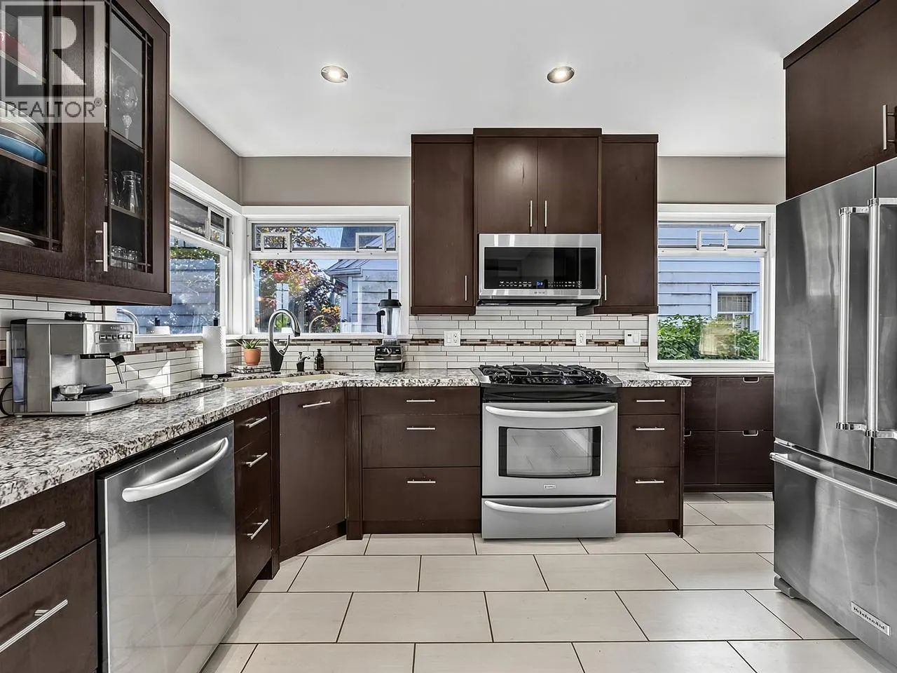 1707 NANAIMO STREET