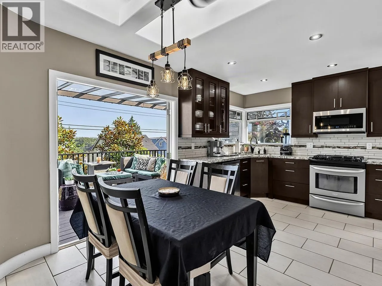 1707 NANAIMO STREET