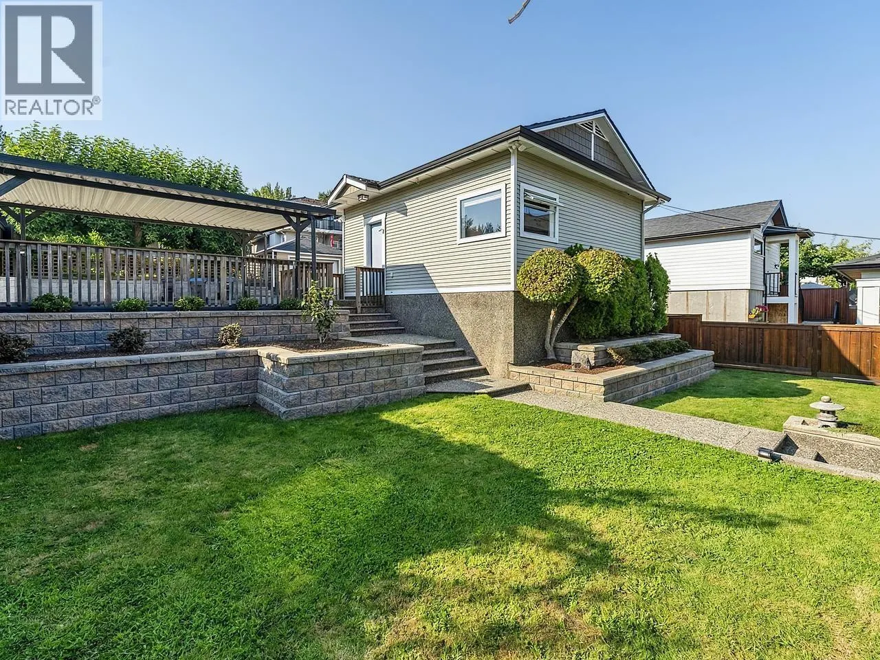 1707 NANAIMO STREET
