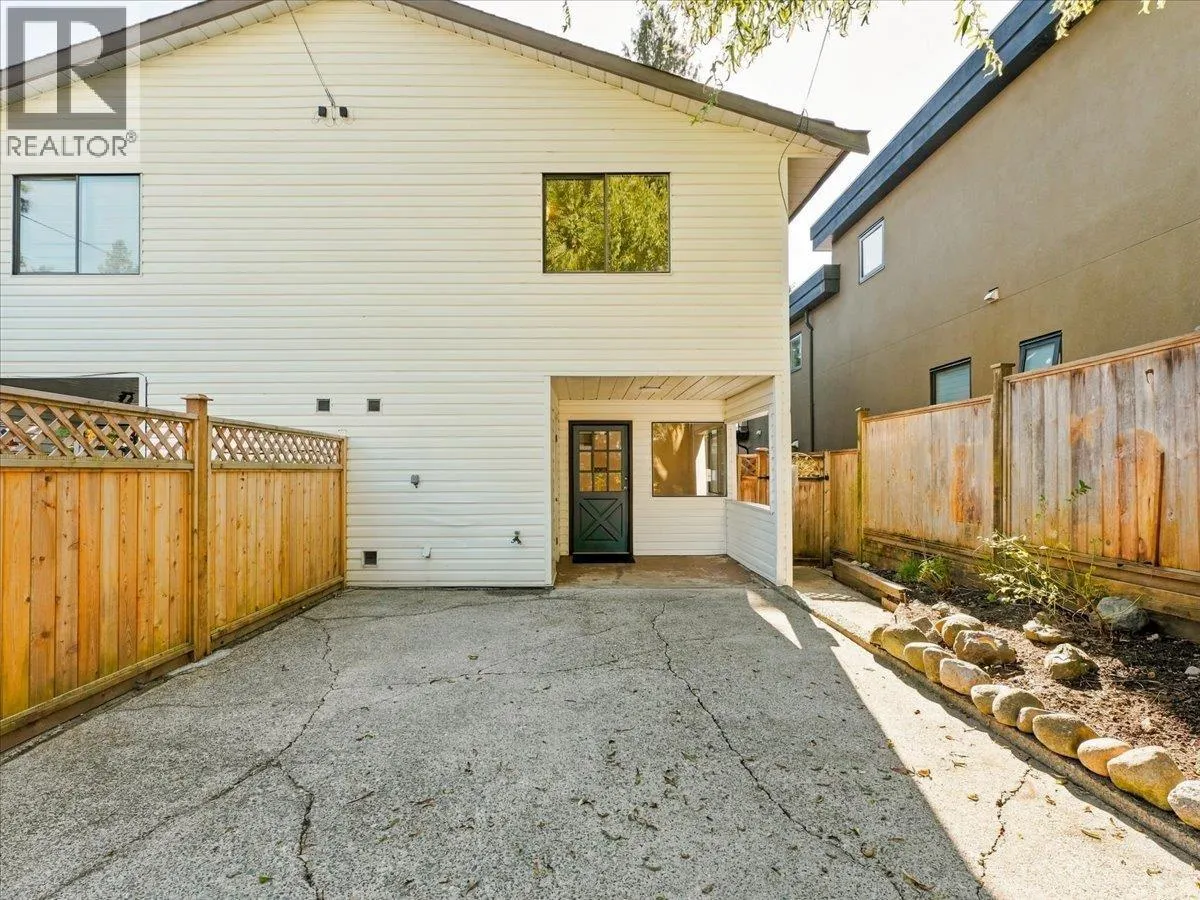 240 E 18TH STREET