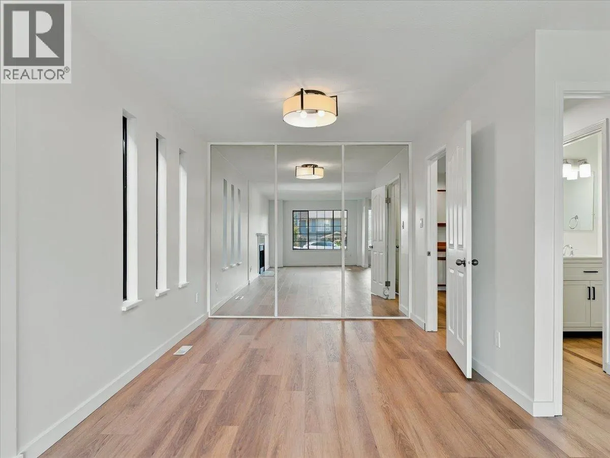 240 E 18TH STREET