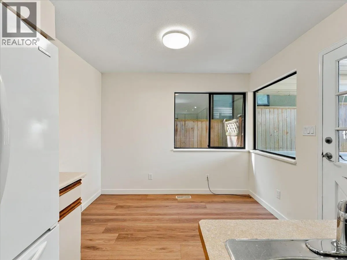 240 E 18TH STREET