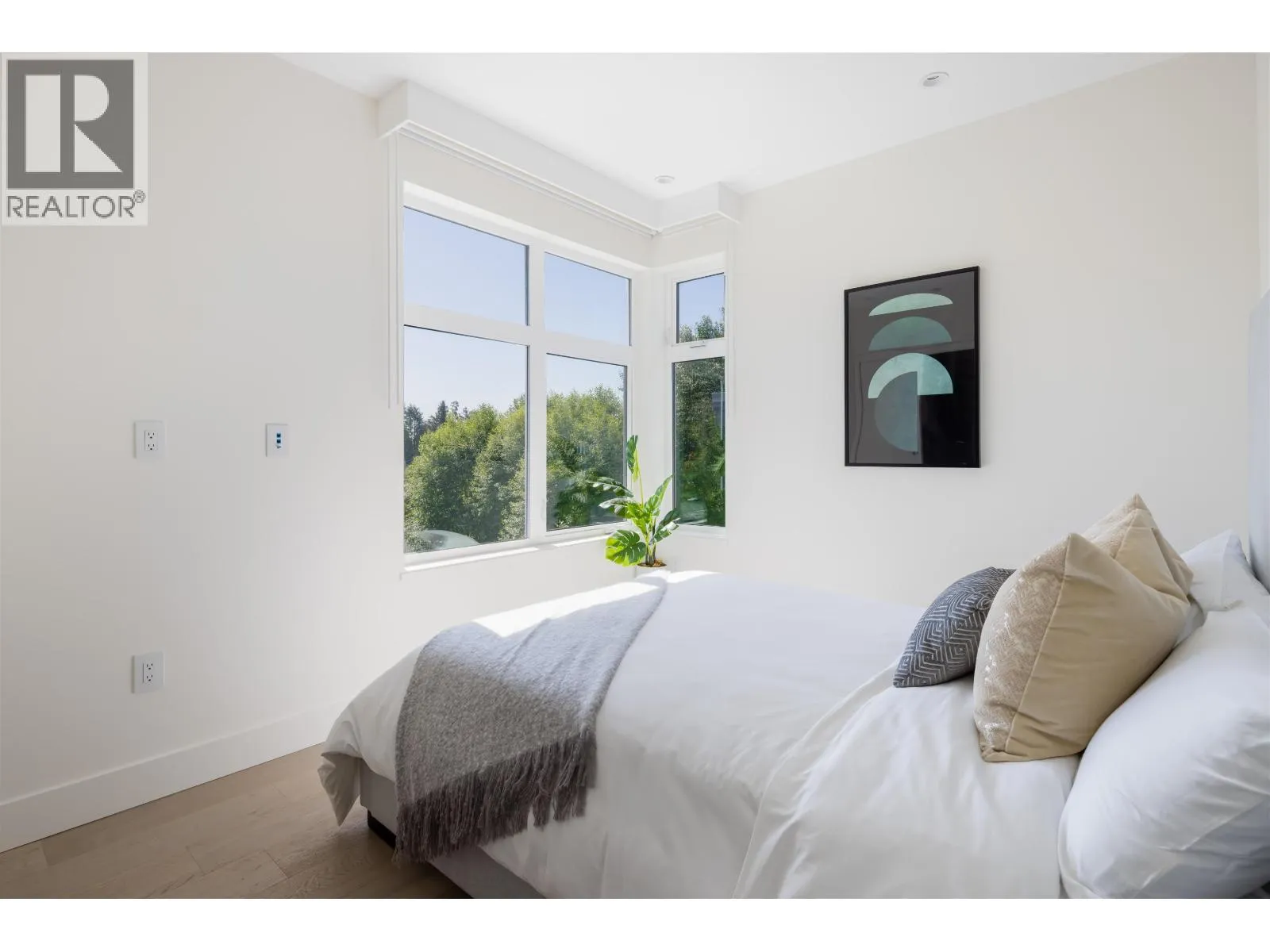 598 ARTHUR ERICKSON PLACE