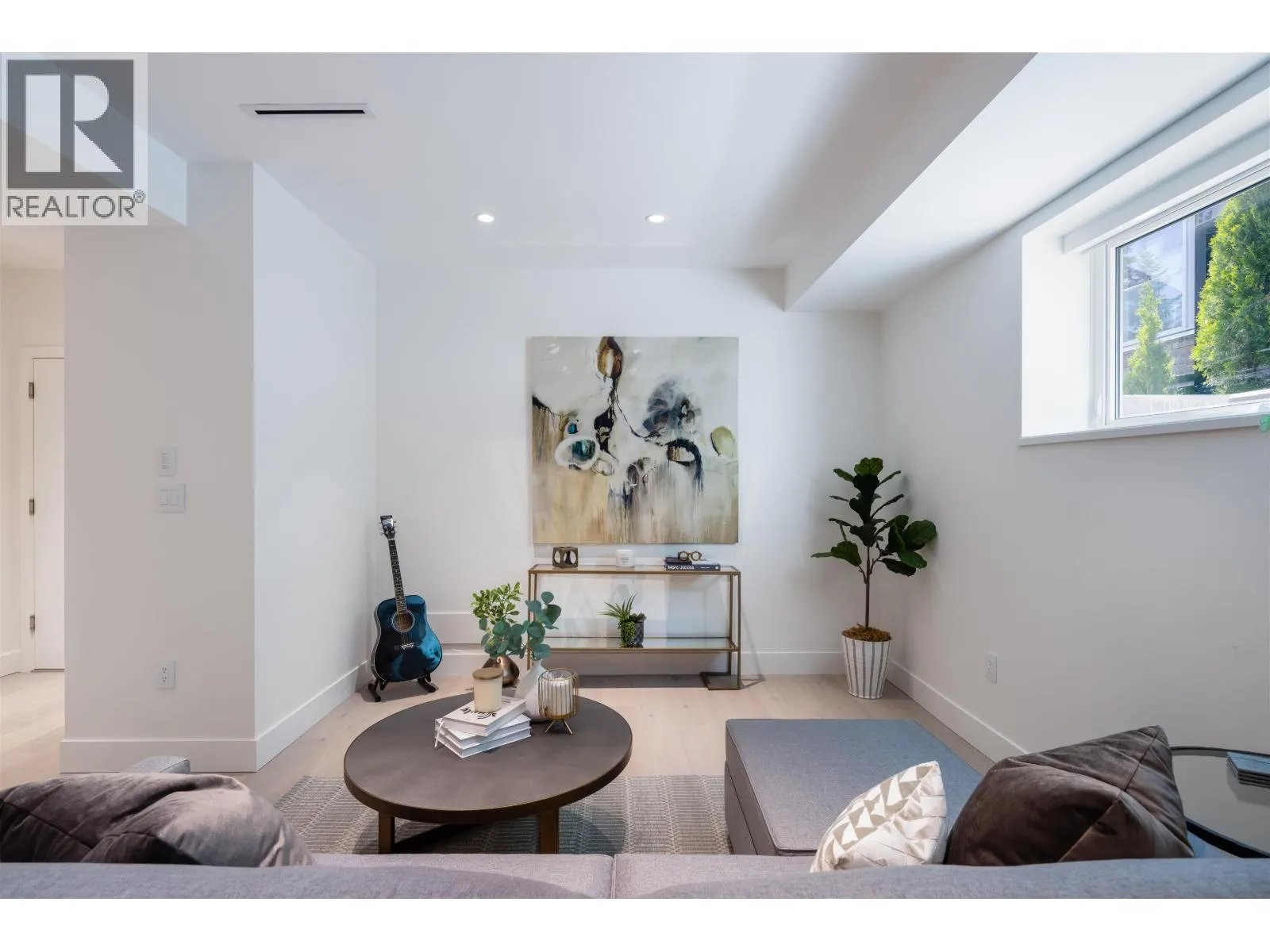 598 ARTHUR ERICKSON PLACE