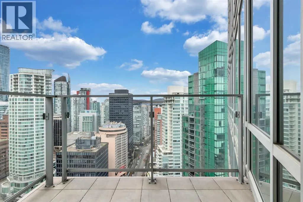 3X05 1077 W CORDOVA STREET