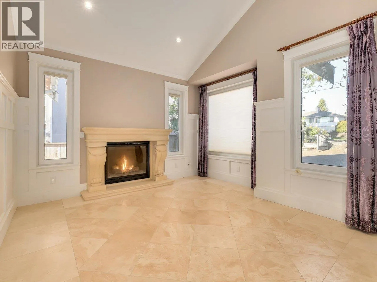 6296 AUBREY STREET