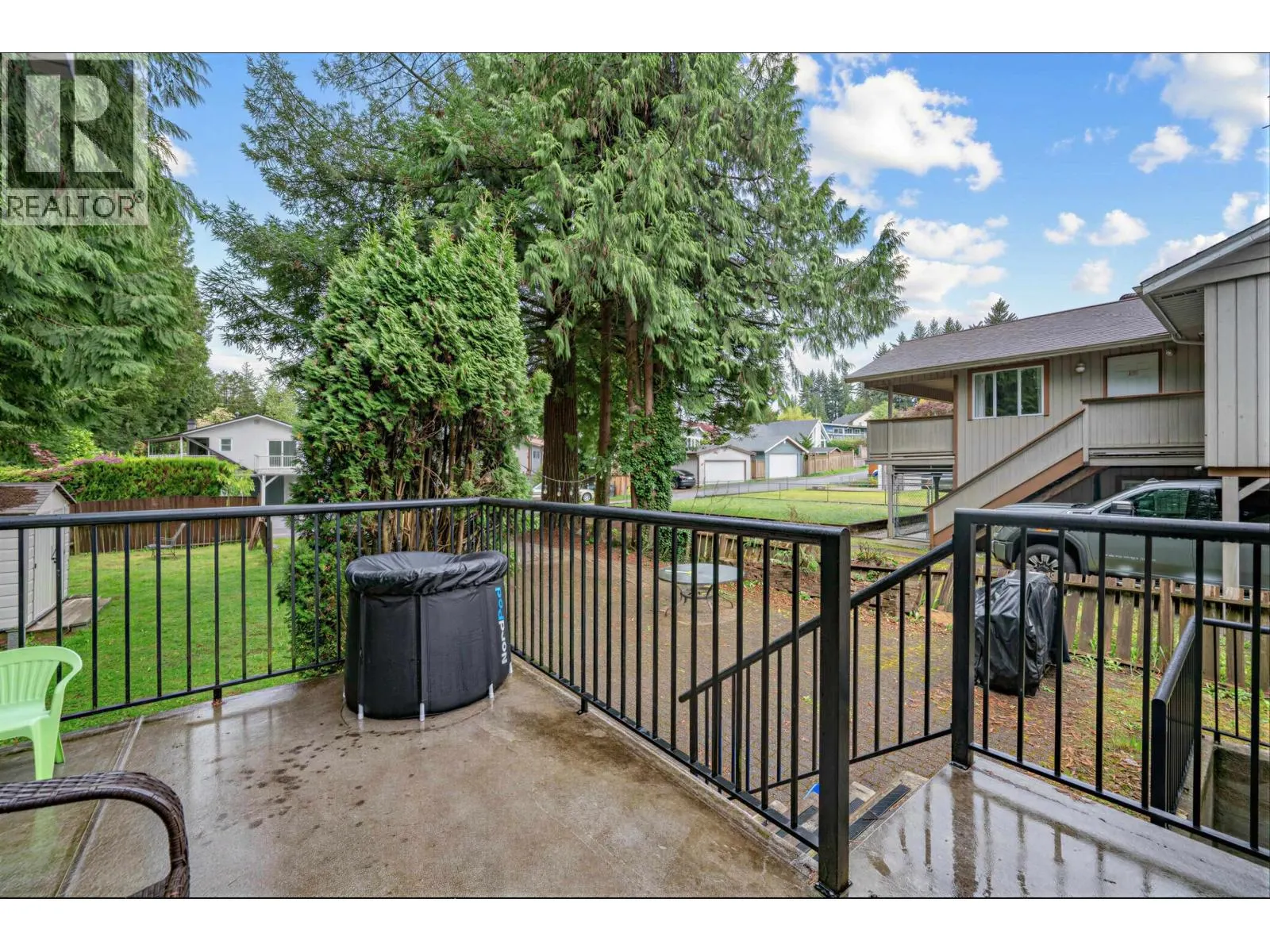 1095 E 29TH STREET
