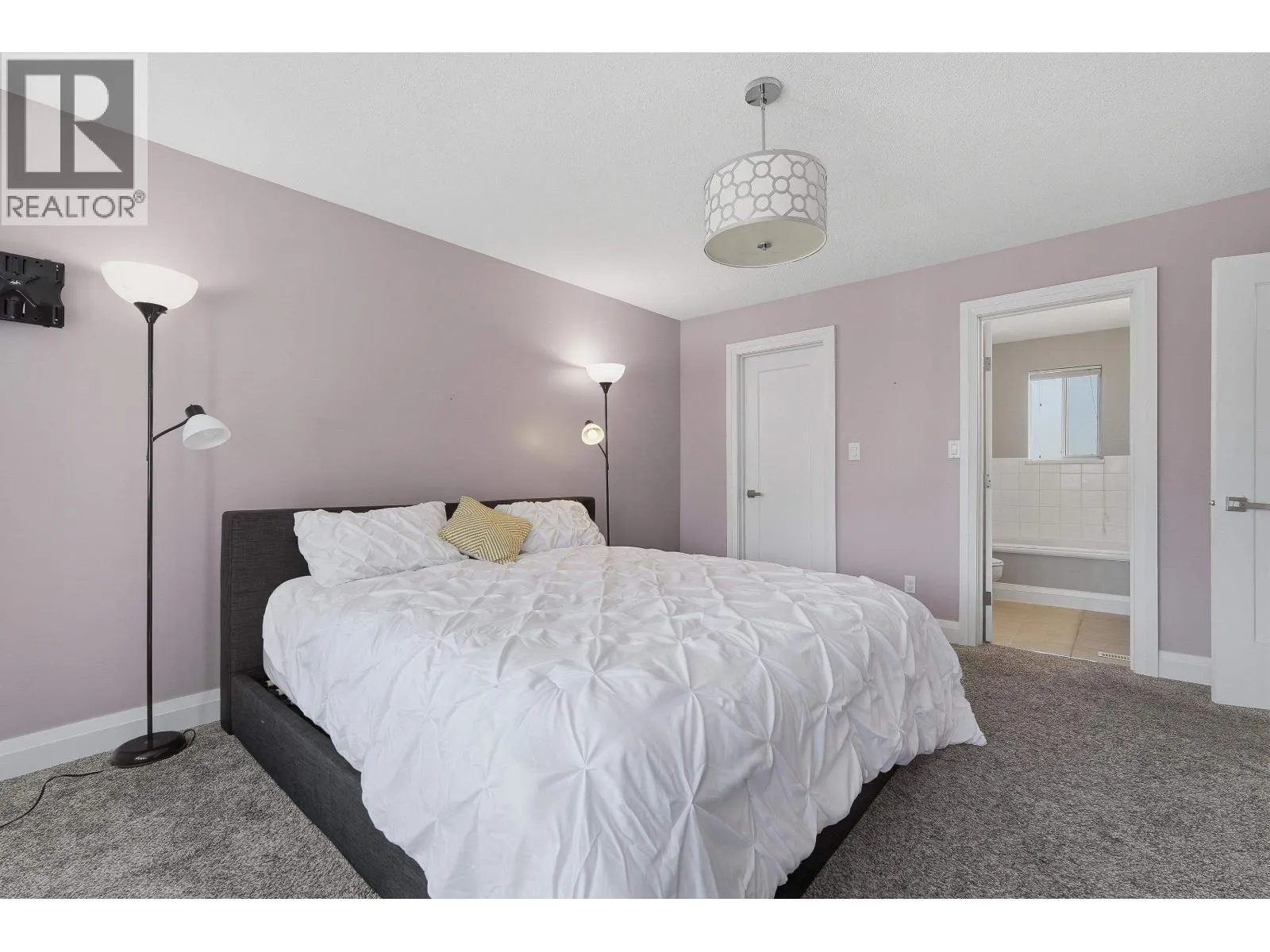 23423 SANDPIPER AVENUE