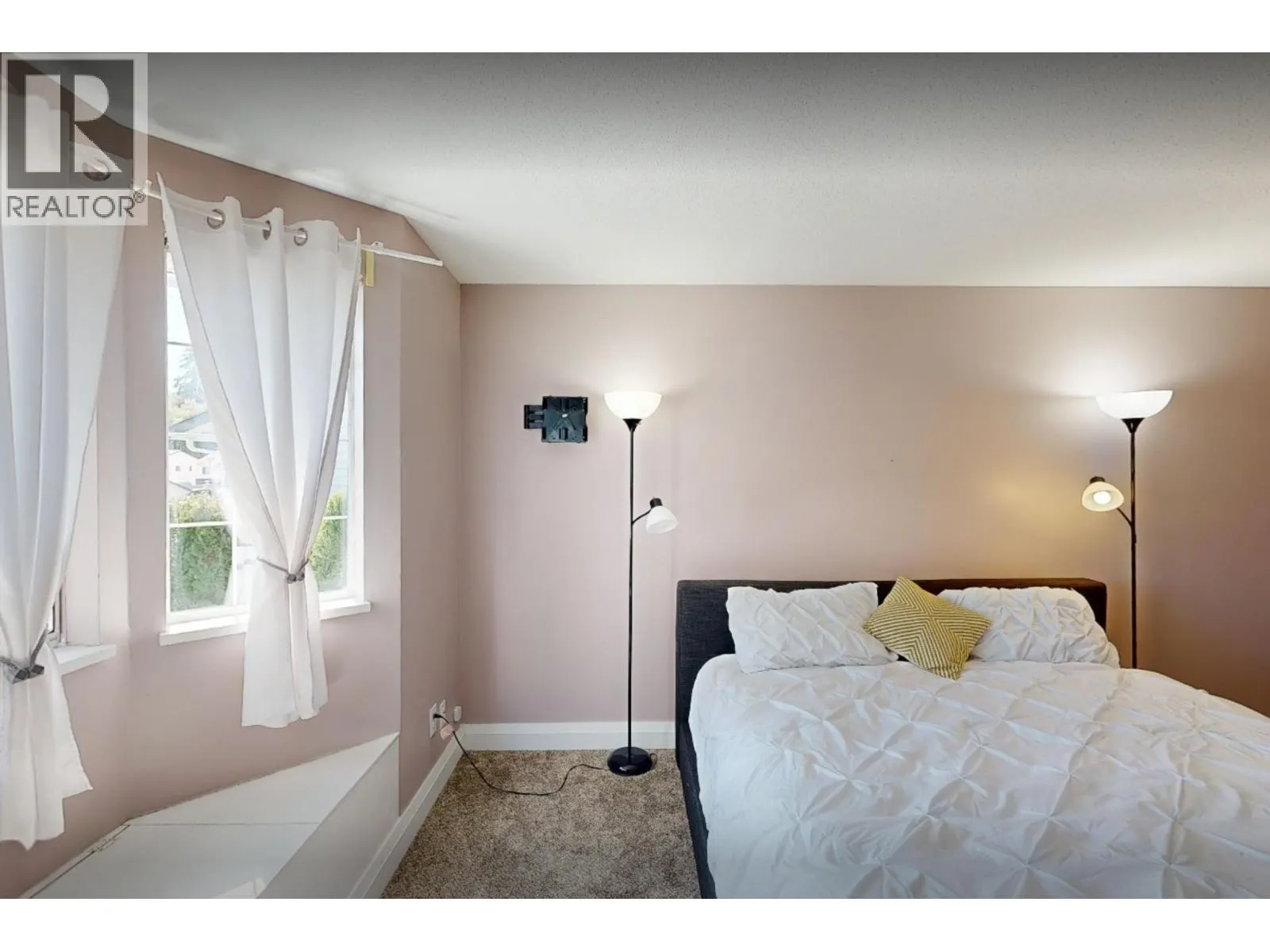 23423 SANDPIPER AVENUE