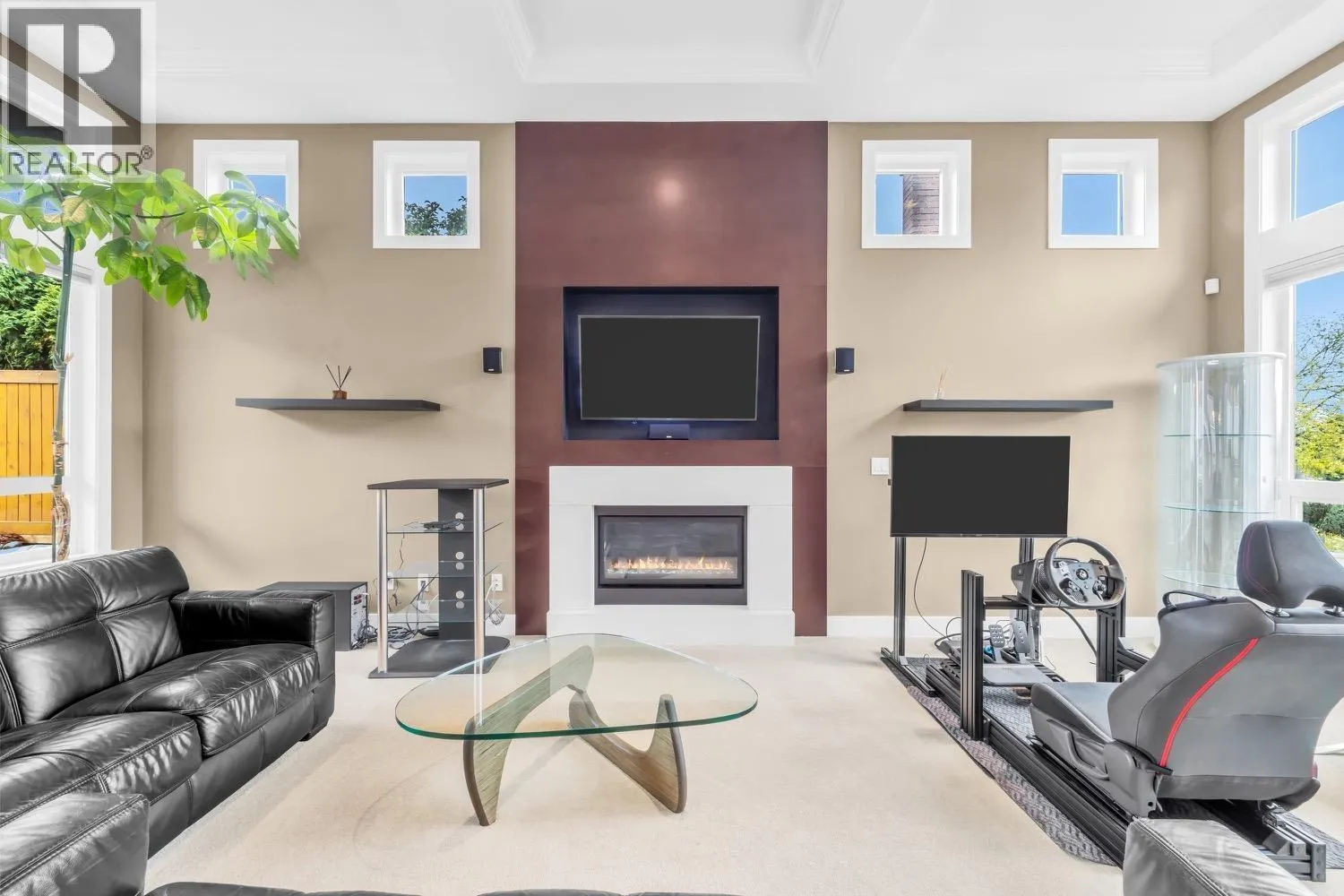 4294 PRICE CRESCENT