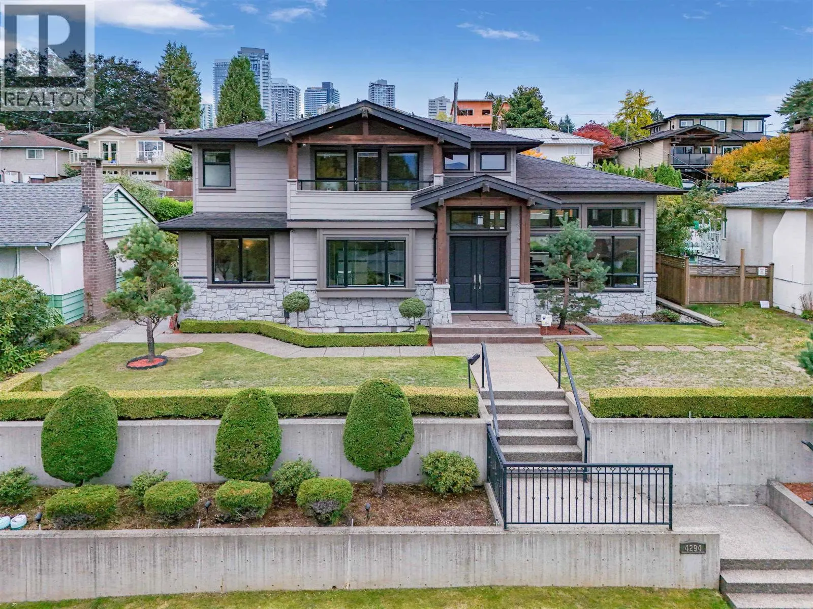 4294 PRICE CRESCENT