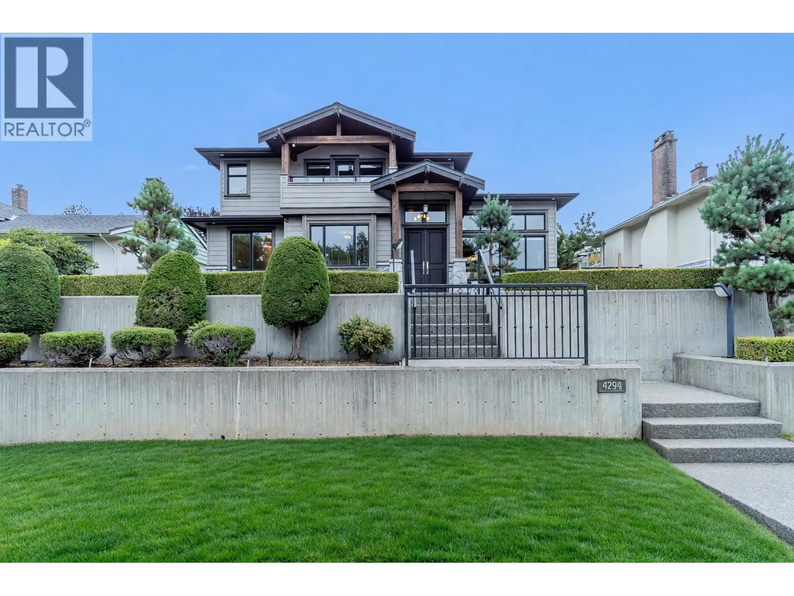 4294 PRICE CRESCENT