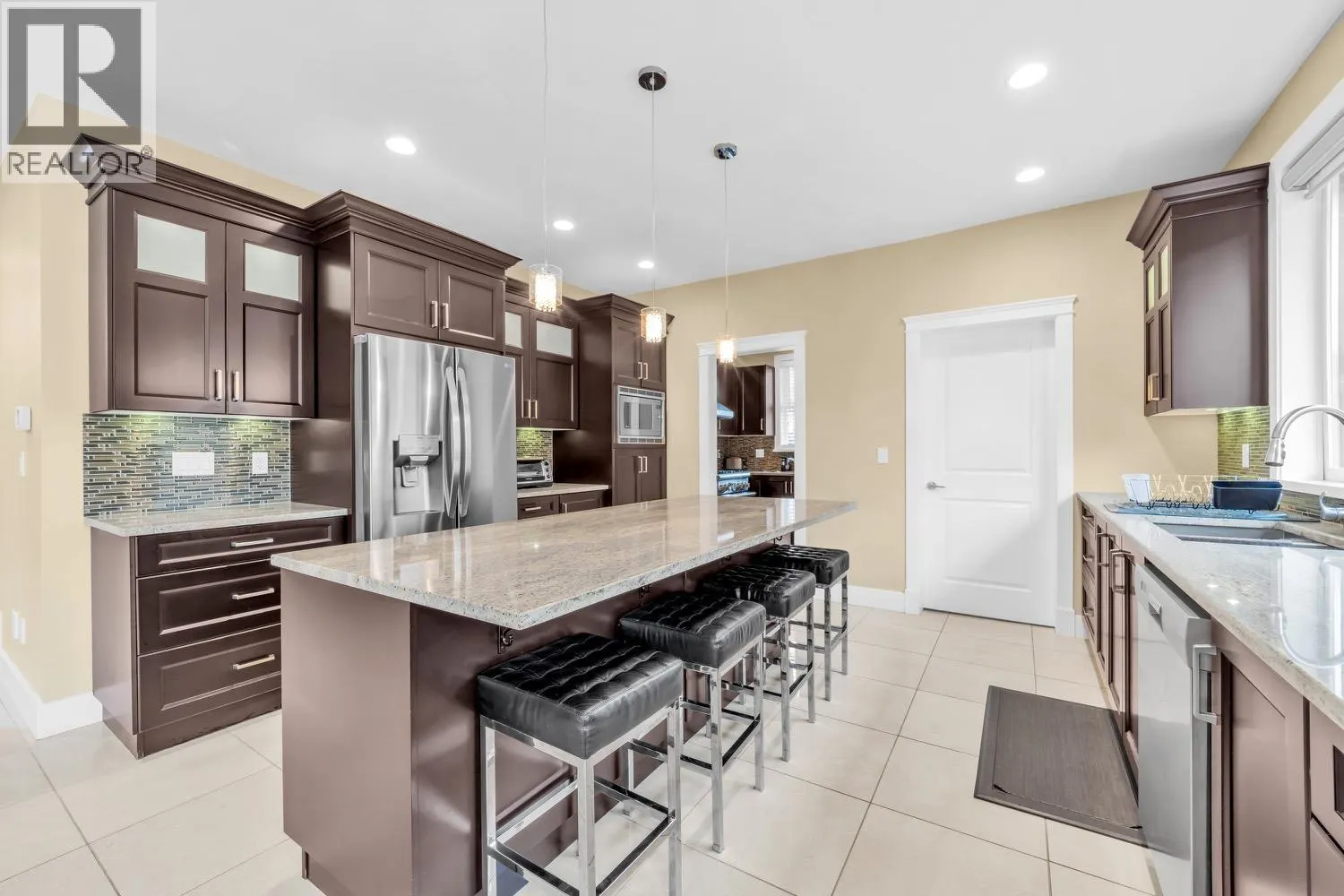 4294 PRICE CRESCENT