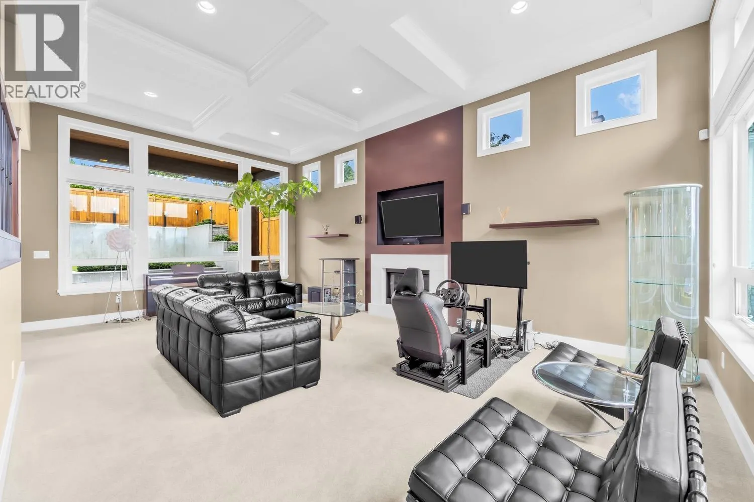 4294 PRICE CRESCENT