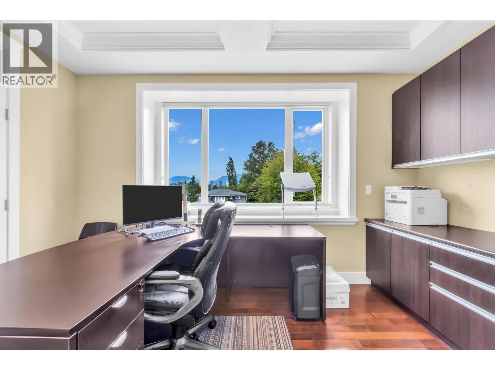 4294 PRICE CRESCENT