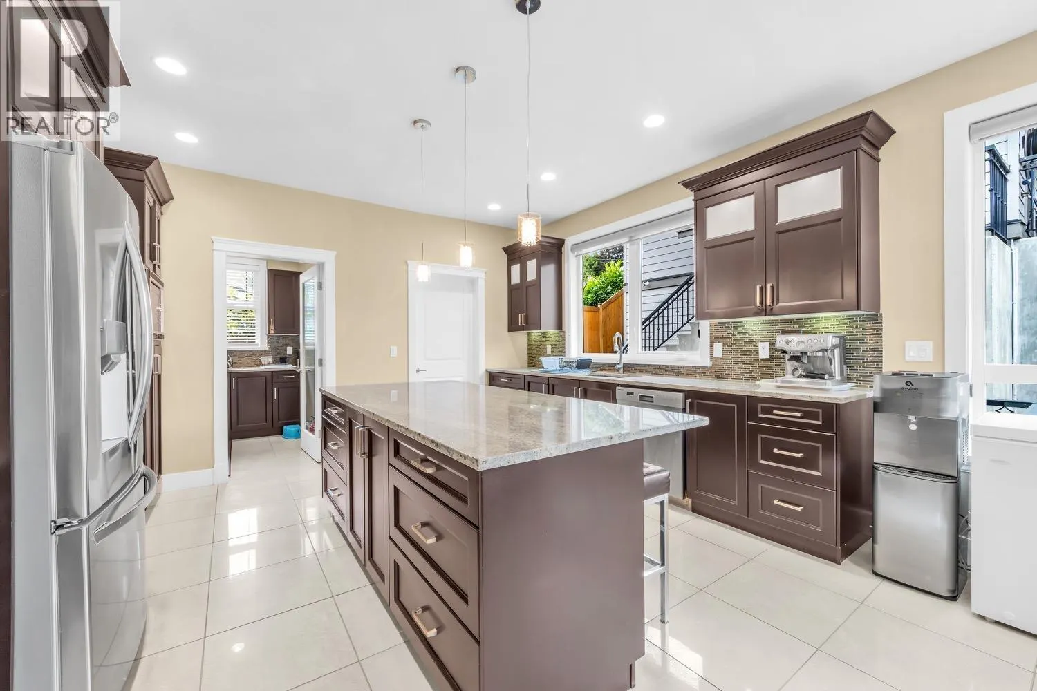 4294 PRICE CRESCENT