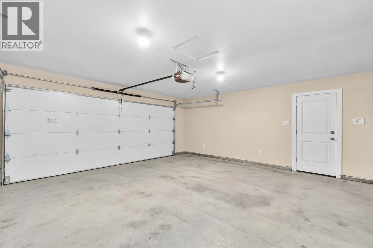 4294 PRICE CRESCENT