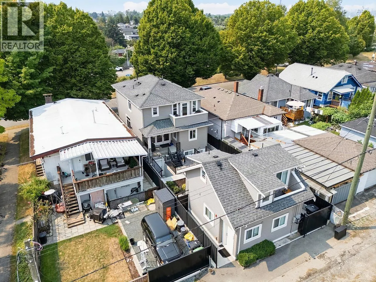 636 CASSIAR STREET
